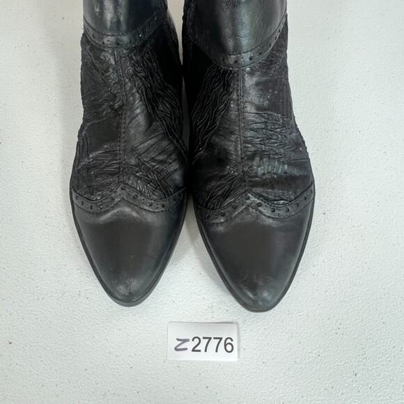 VagaBond Women's Boots Size US 10.5 EU 41 Leather Black Wingtip J Toe - Picture 7 of 15